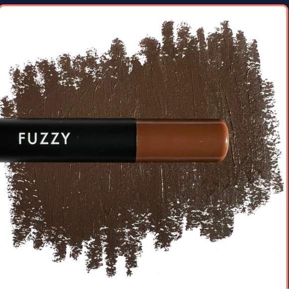 LOVE+CRAFT+BEAUTY
Gel Line Eye Pencil in Fuzzy (Matte Brown)
1.21 g NWT - Picture 3 of 3